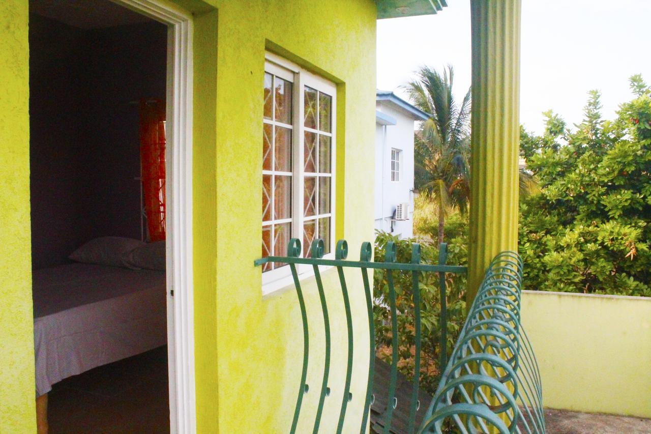 Yaad Hostel Montego Bay Extérieur photo